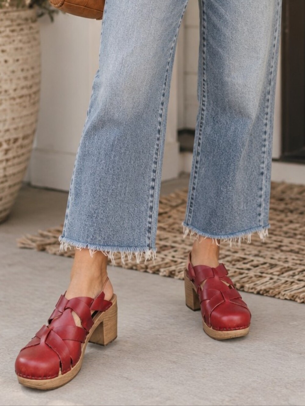 Calou Stockholm Nancy Red Leather Clogs Size 41